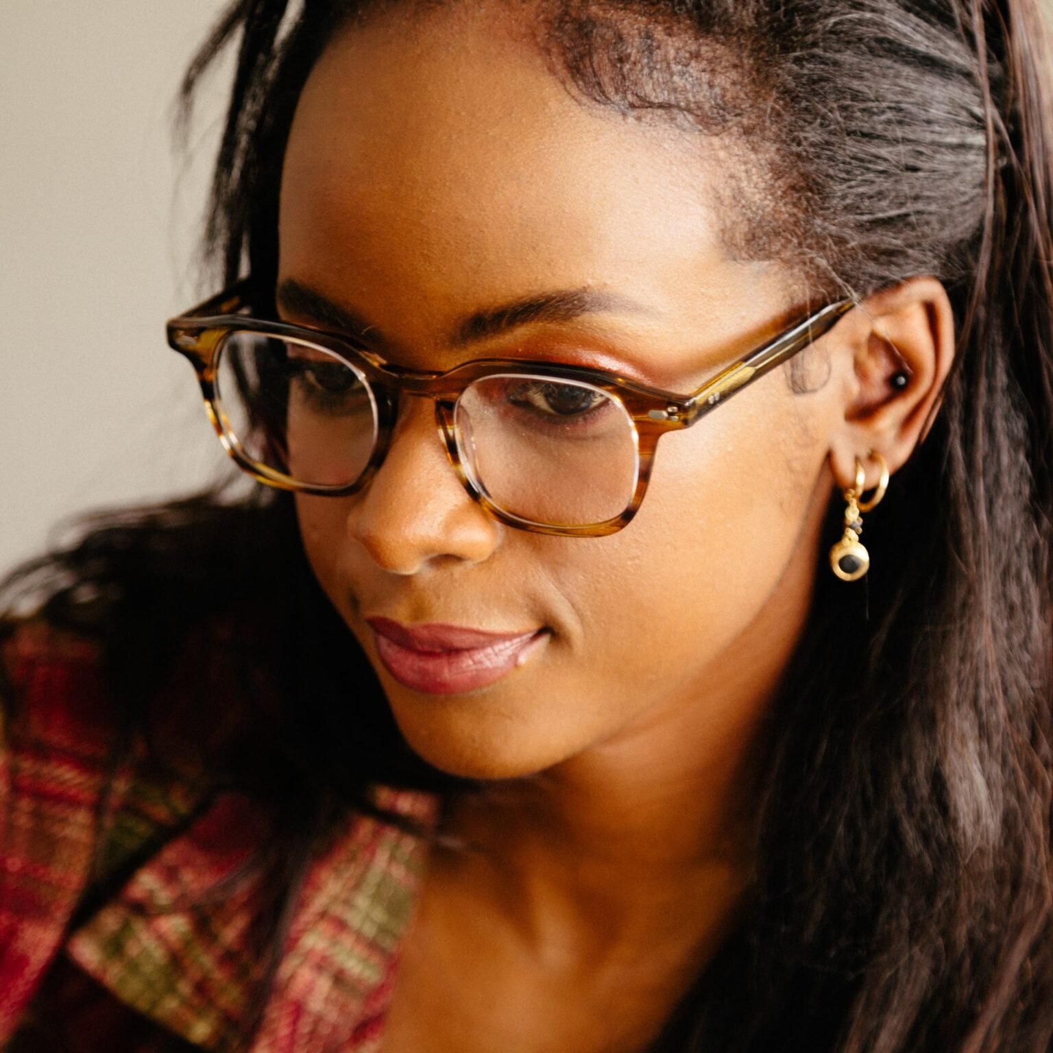 Mamy Eyewear Quality & trendy eyewear in Kenya for men and women