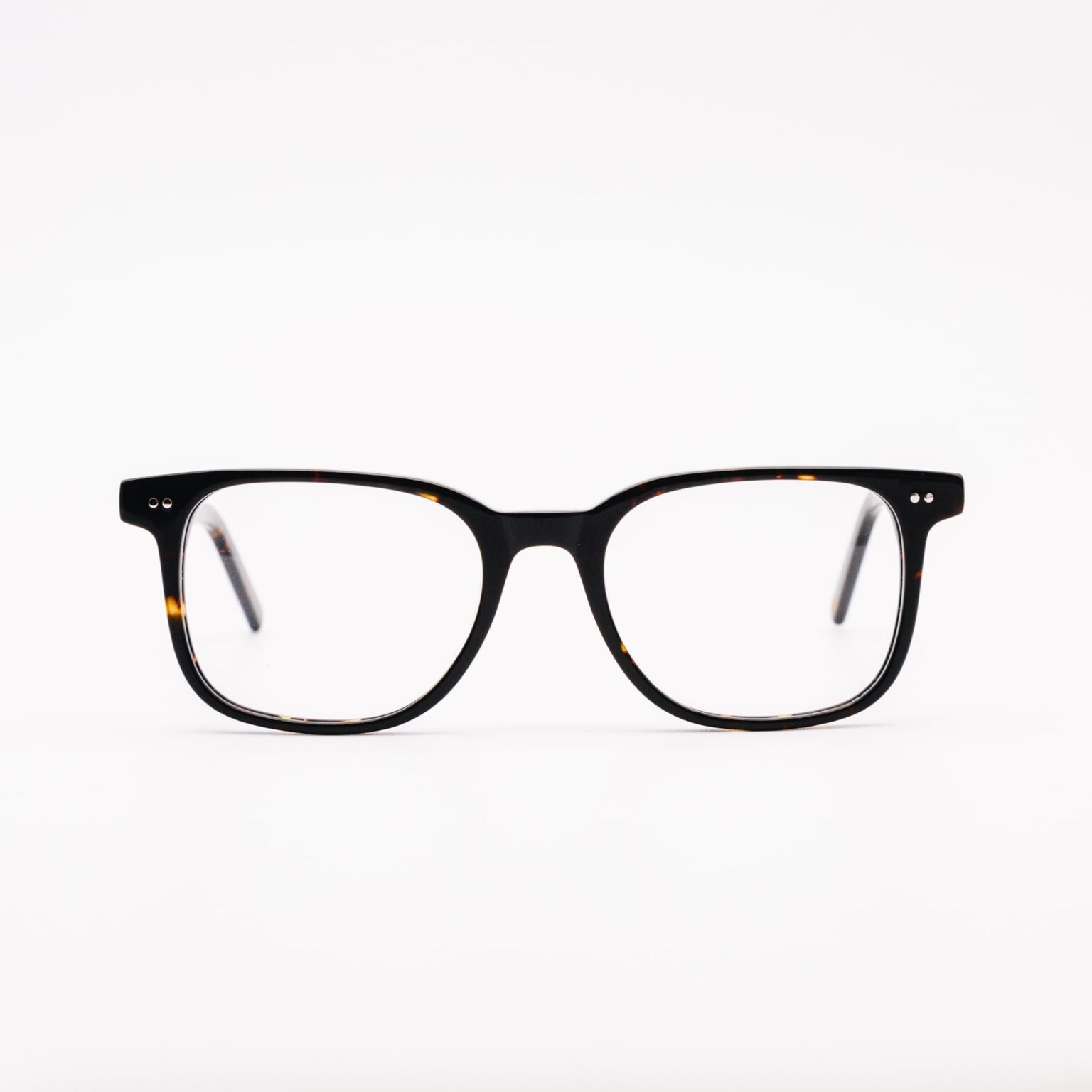 Mamy Eyewear Quality & trendy eyewear in Kenya for men and women