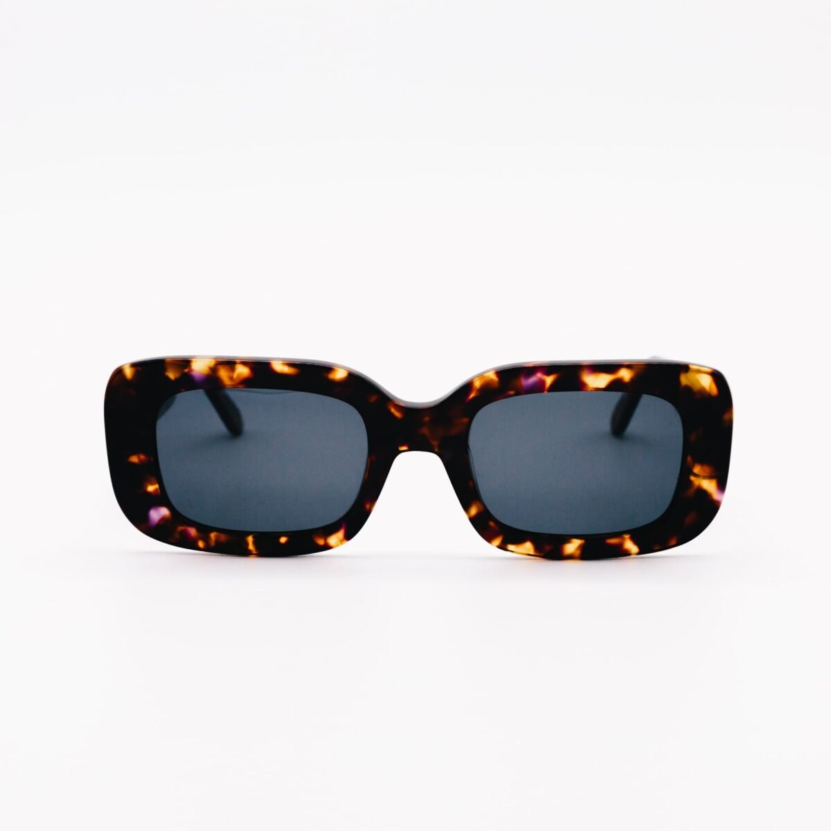 Feminine Sunglasses | Shop the latest trends